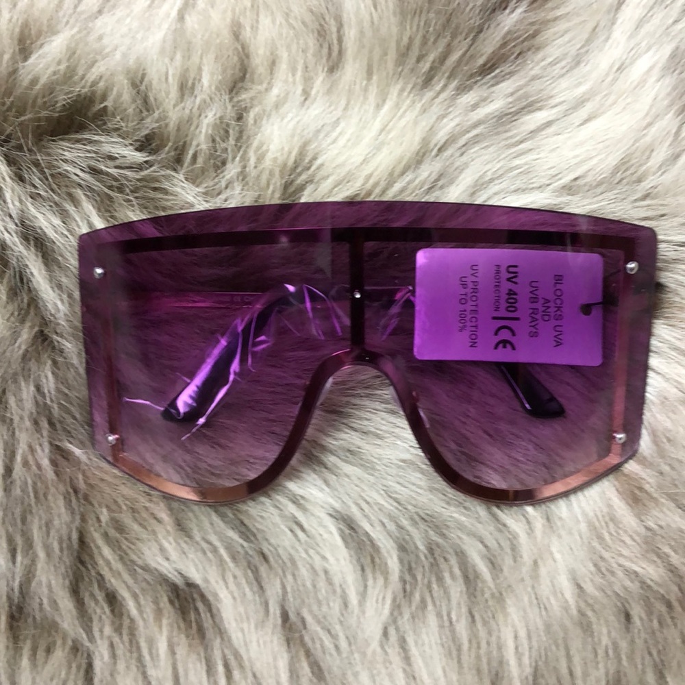 💫 RODEO DRIVE PLUM Oversized Sunglasses *NEW* - Picture 2 of 4